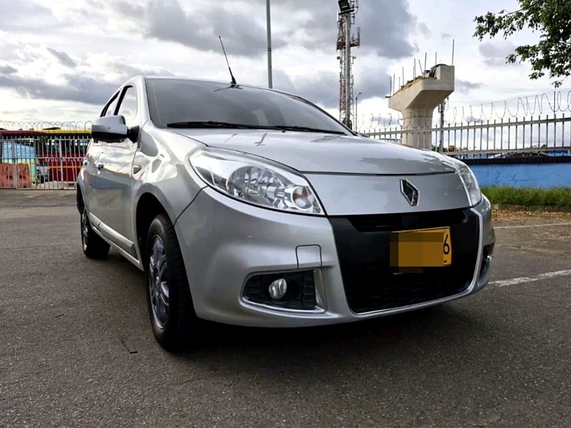 Renault Sandero 1.6 Authentique At foto 4