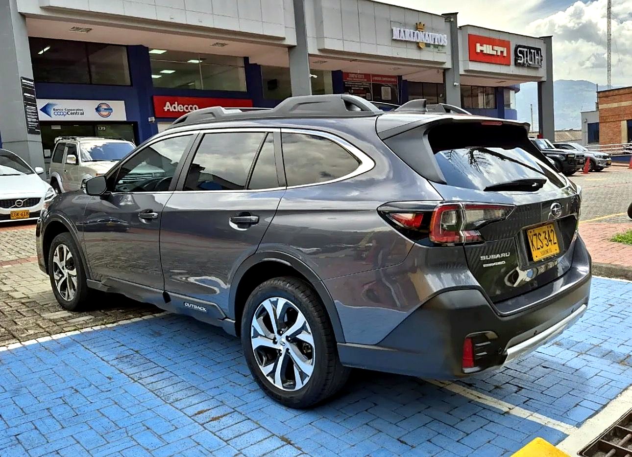 Subaru Outback foto 6