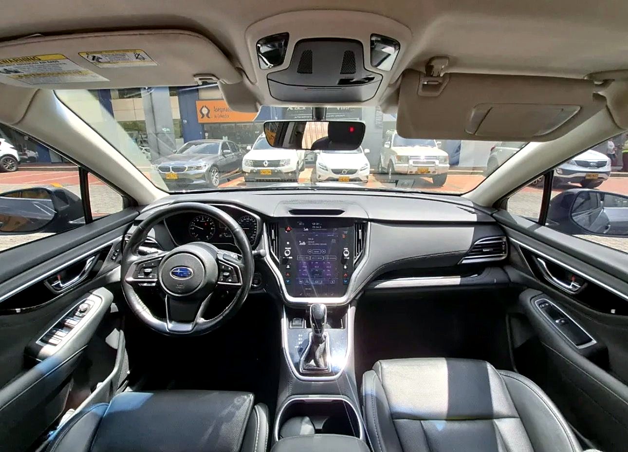 Subaru Outback foto 7