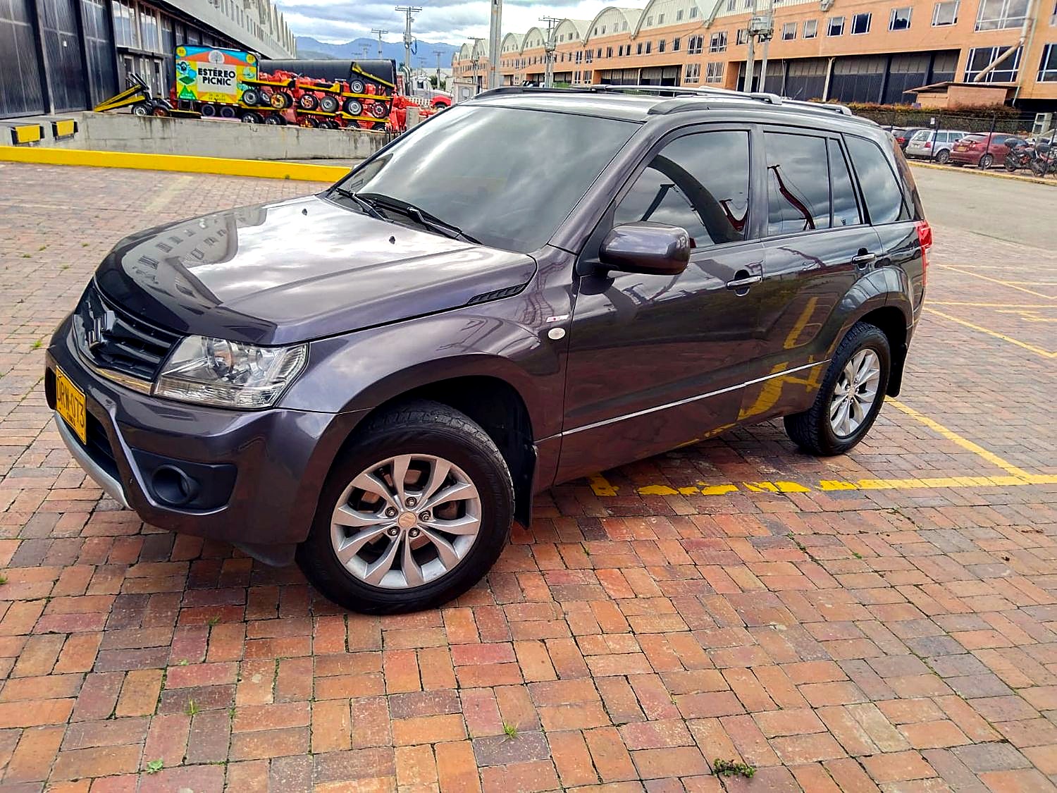 Suzuki Grand Vitara 2.4 foto 10