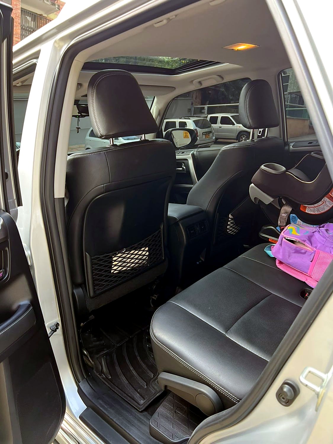 Toyota 4Runner Limited foto 8