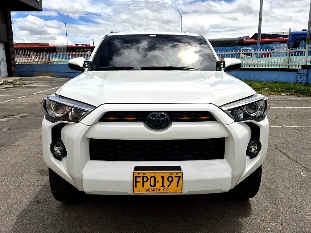 Toyota 4Runner SR5 foto 5