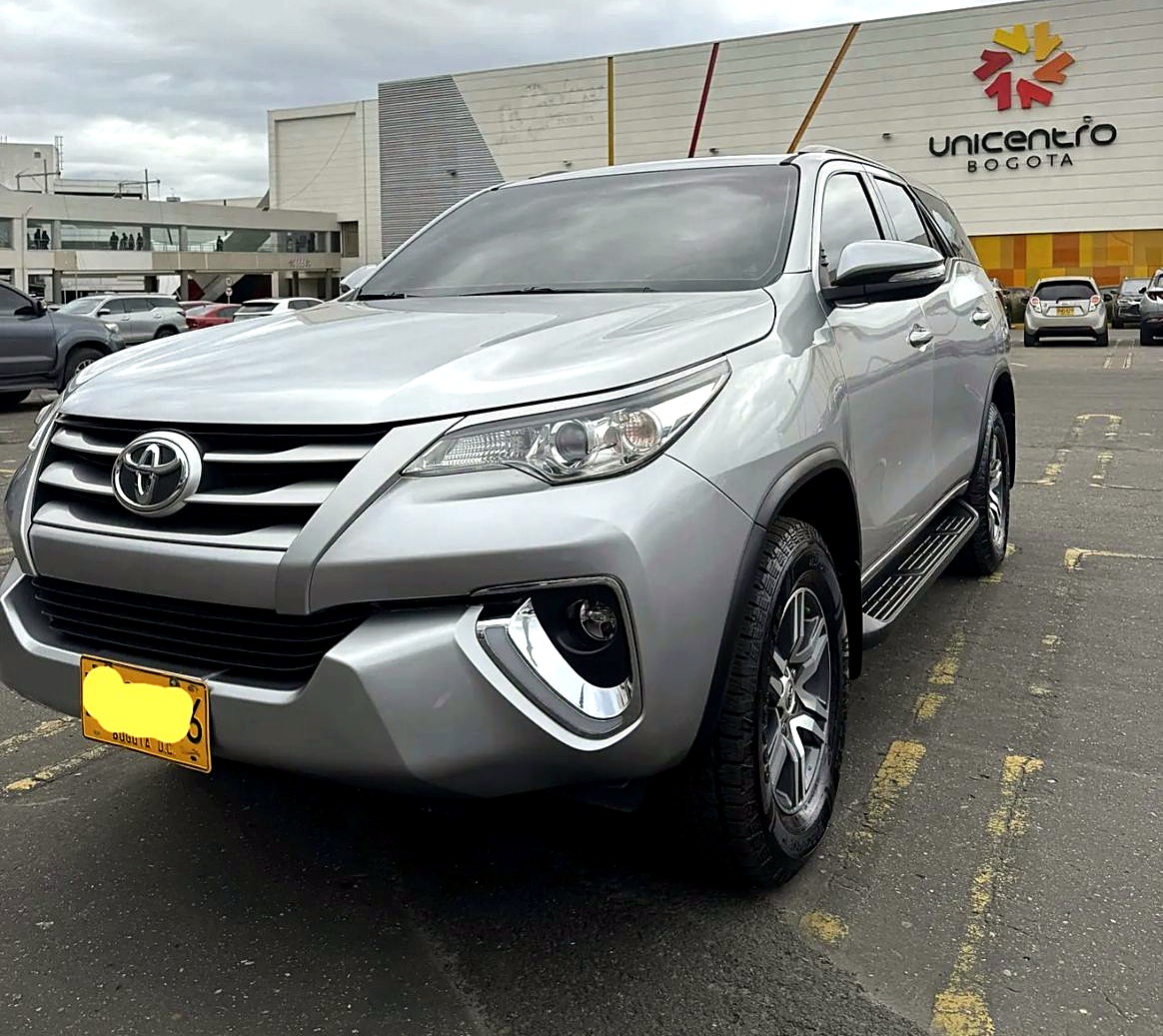 Toyota Fortuner 2.7L foto 6