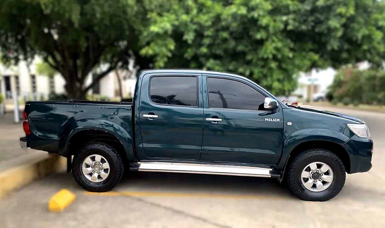 Toyota Hilux foto 6