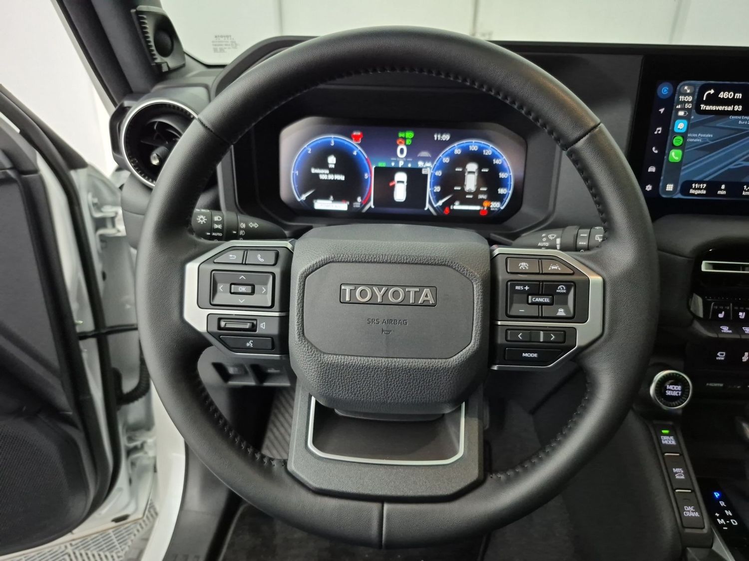Toyota Prado VX 2.8 foto 8