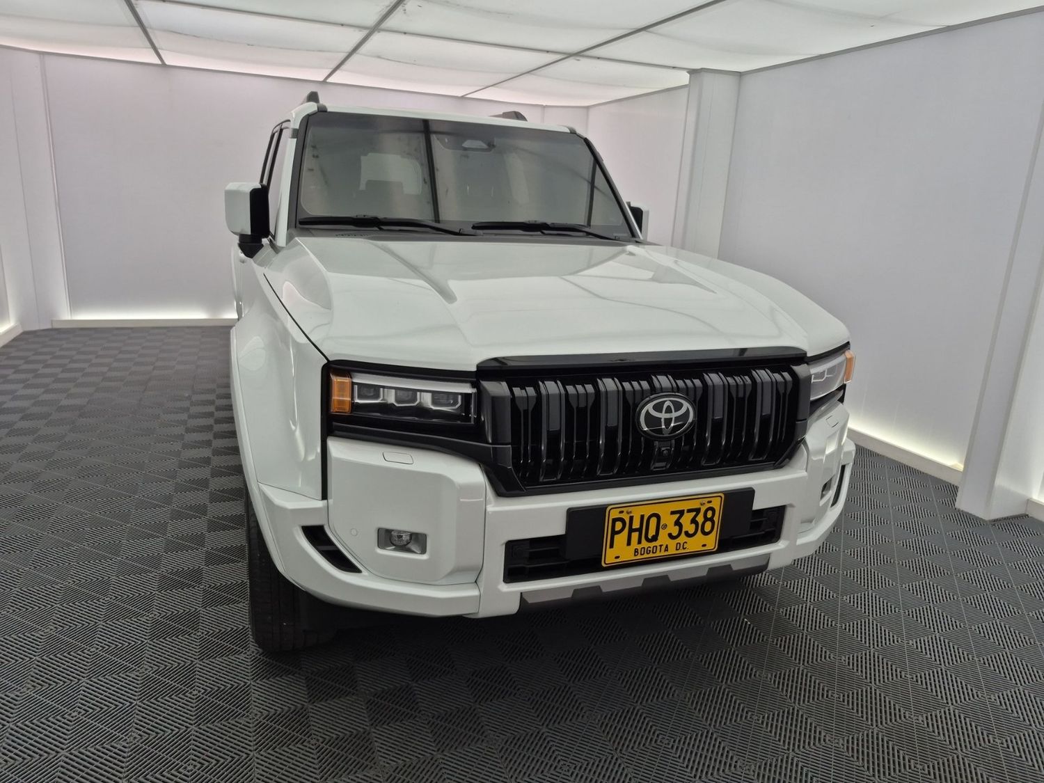Toyota Prado VX 2.8 foto 13