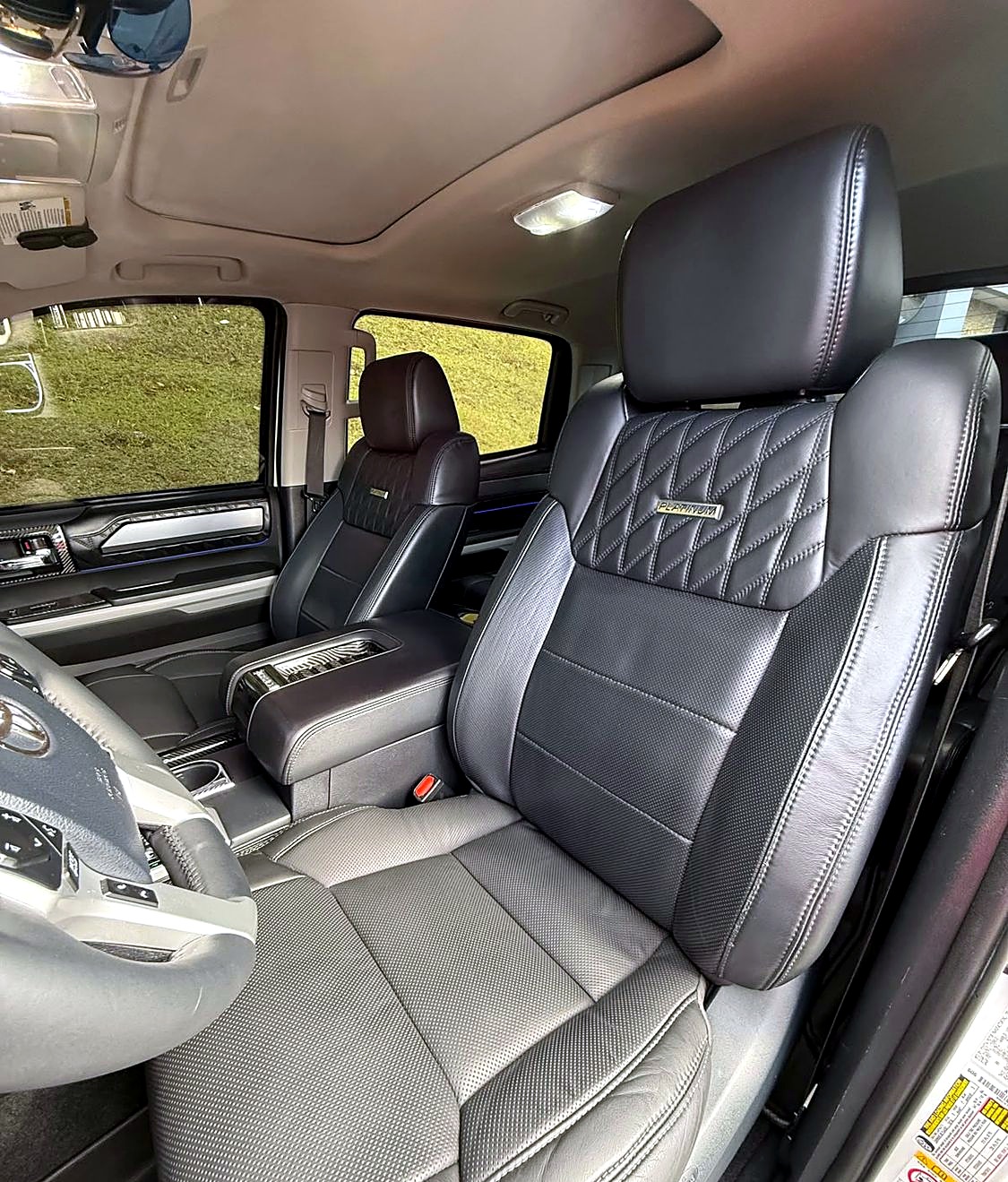 Toyota Tundra 5.7 foto 6