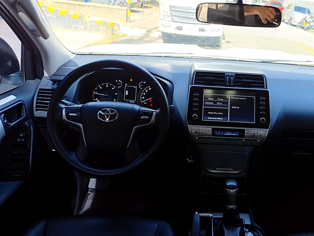 Toyota TXL 2.8 Diesel foto 2