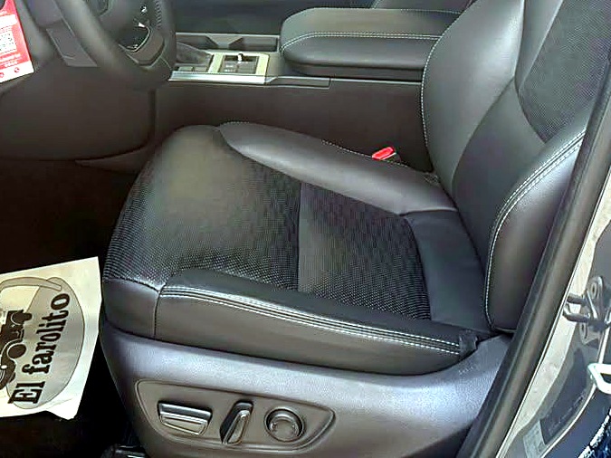 Toyota TXL Prado foto 2