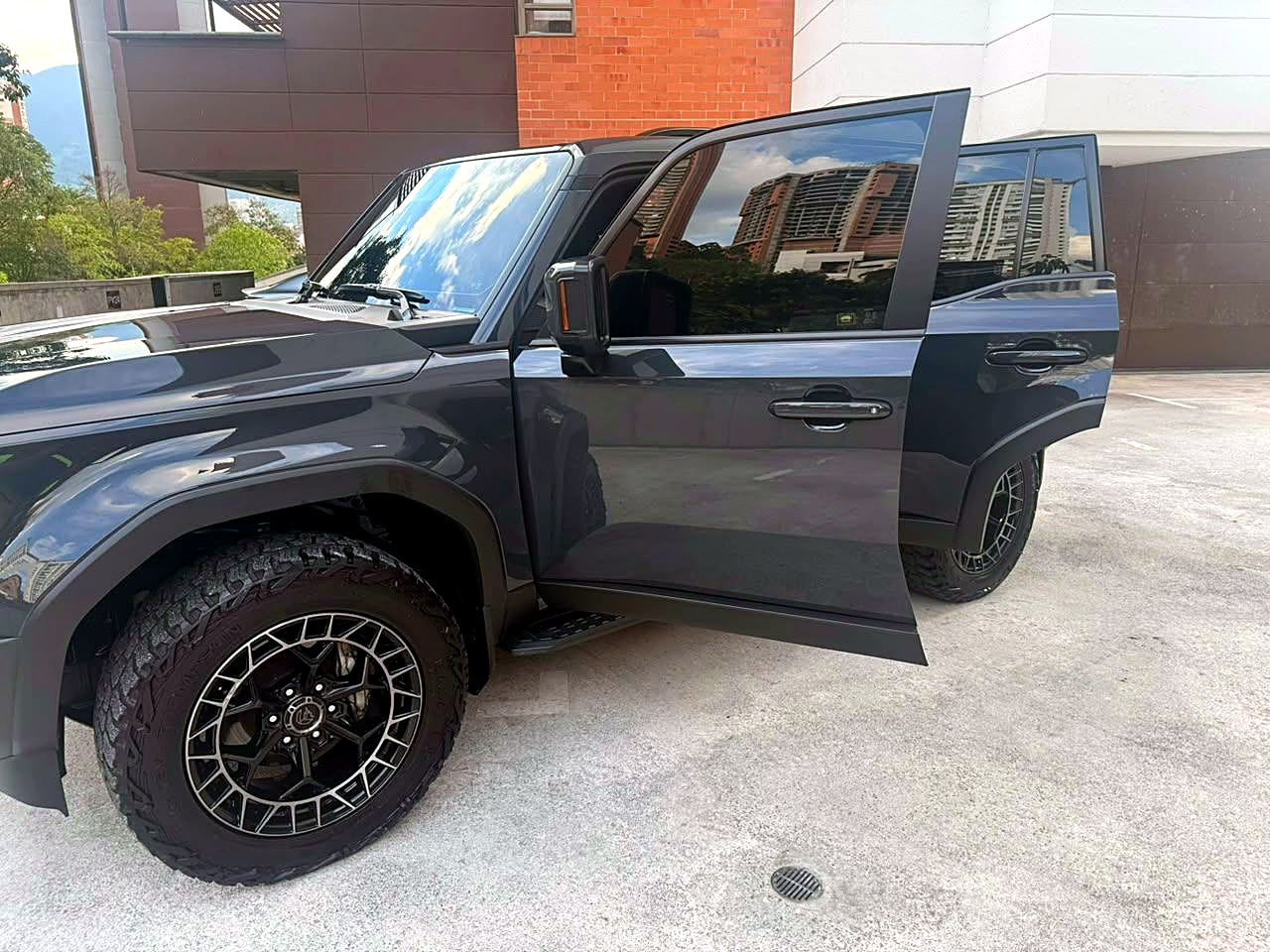 Toyota TXL Prado foto 4
