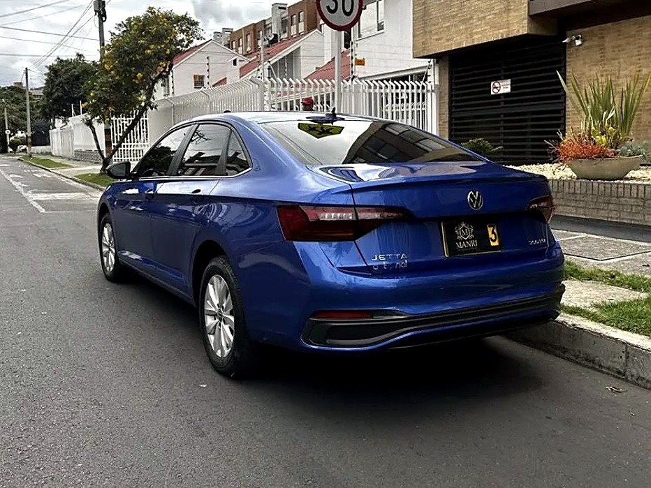 Volkswagen Jetta Confortline 1.4 foto 7