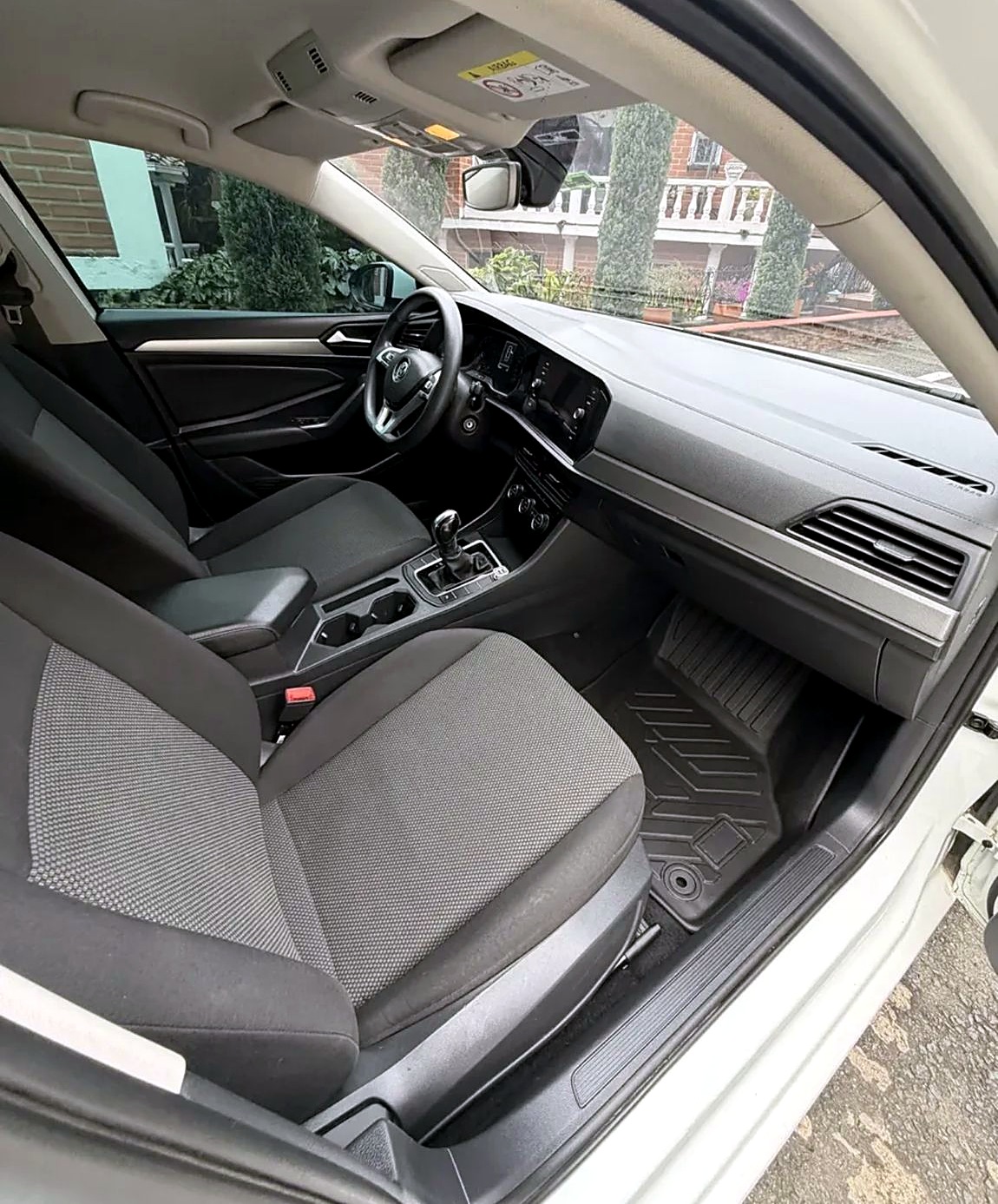Volkswagen Jetta TSI foto 8