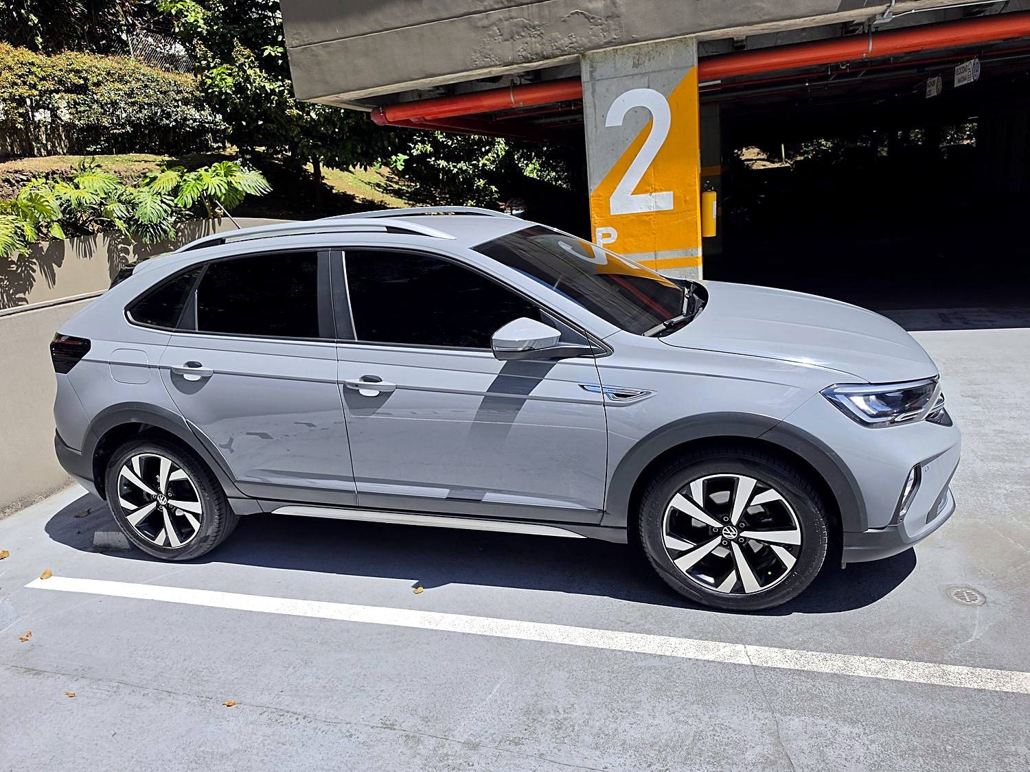 Volkswagen Nivus Highline foto 4