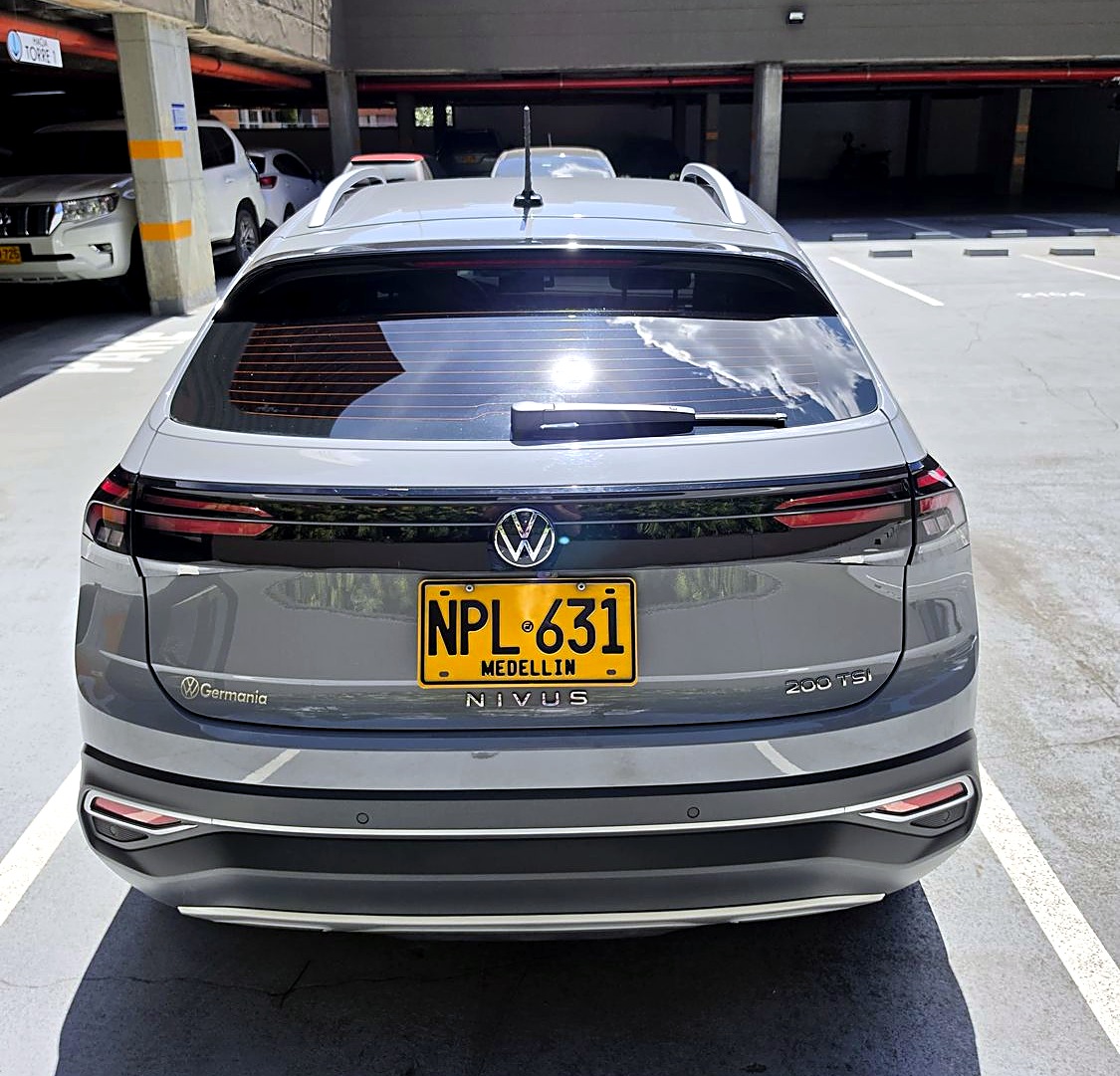 Volkswagen Nivus Highline foto 8