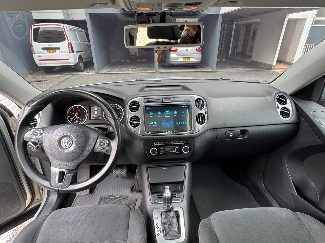 Volkswagen Tiguan Sport foto 9
