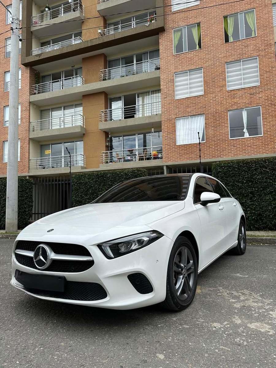 Mercedes-Benz A200