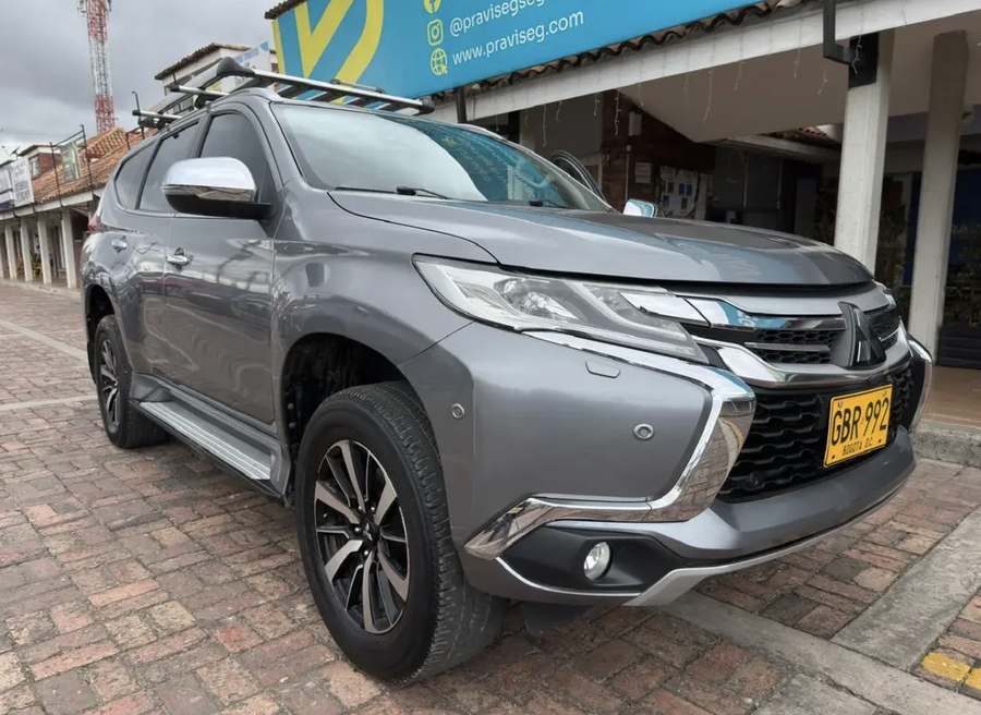 Mitsubishi Montero Sport