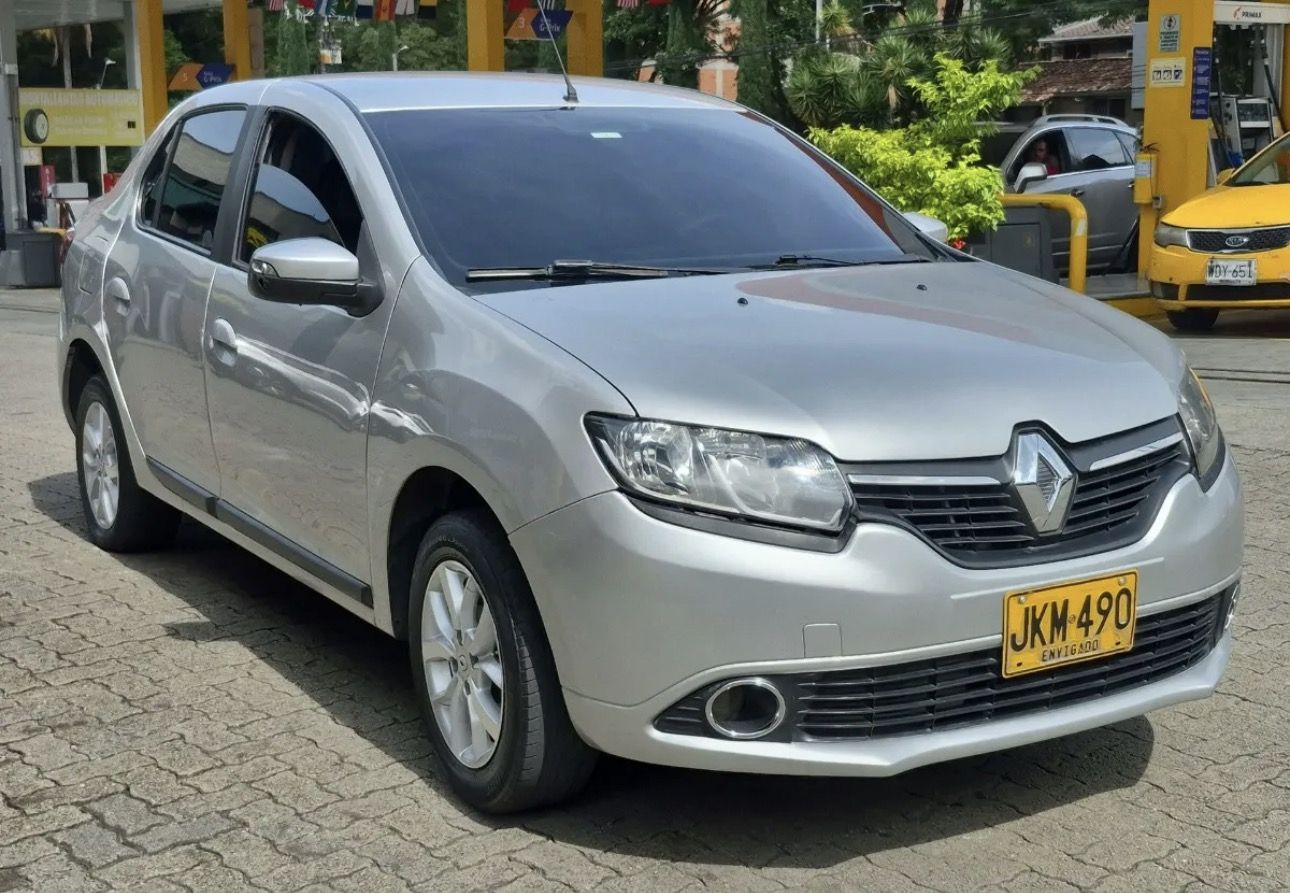 Renault Logan Intense
