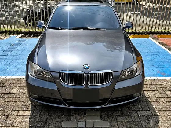 BMW 325i 2007