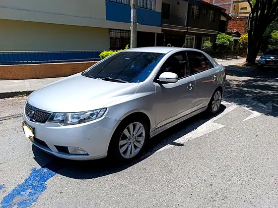 Kia Cerato 2013