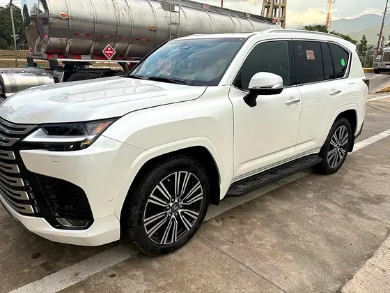 Lexus LX 700H Luxury Hybrid 2026