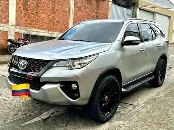 Toyota Fortuner 2.7L 2017