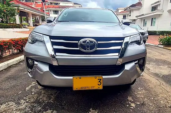 Toyota Fortuner SRV 2019