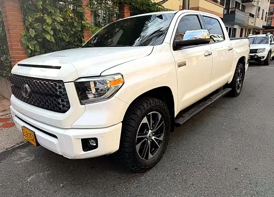 Toyota Tundra 5.7 2018