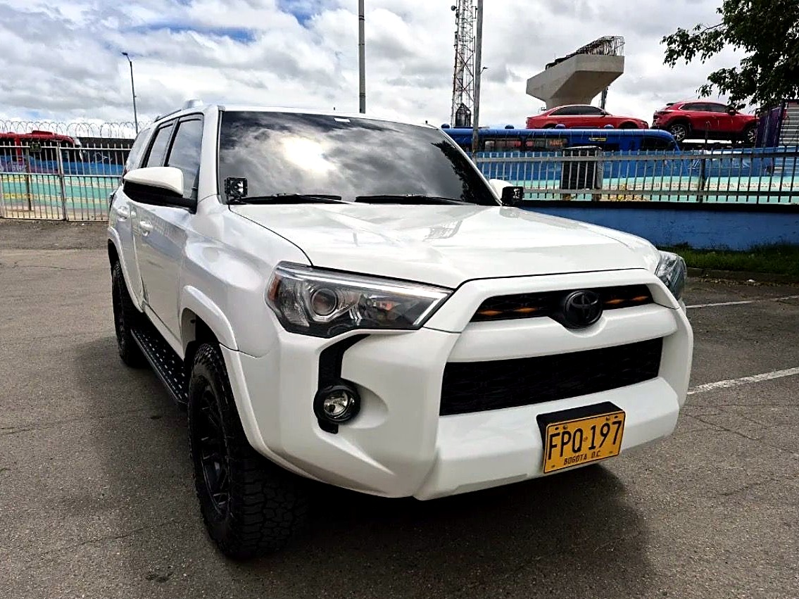 Toyota 4Runner SR5