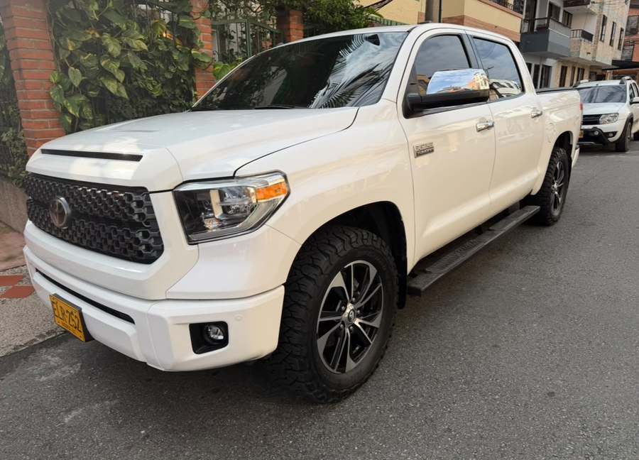 Toyota Tundra 5.7