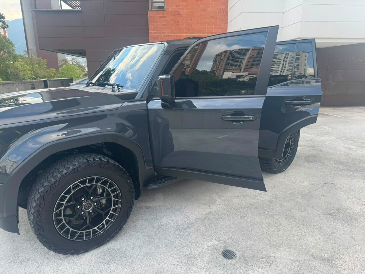 Toyota TXL Prado